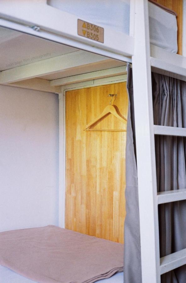 Baan Baan Hostel - Sha Plus Phuket Dış mekan fotoğraf
